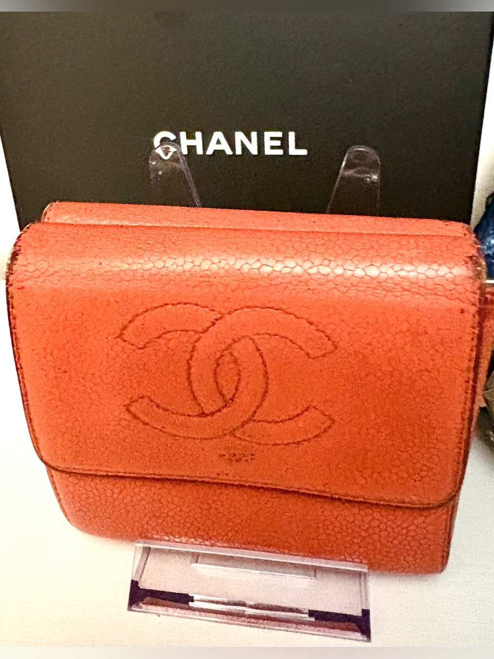 Chanel CC Caviar Pebbled Logo trifold Compact Wallet Coral w/ authenticity card